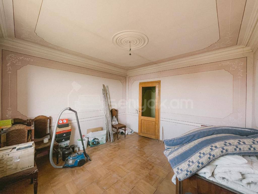 8 Սենյականոց Սեփական Տուն, 580քմ, Ավտոտնակով