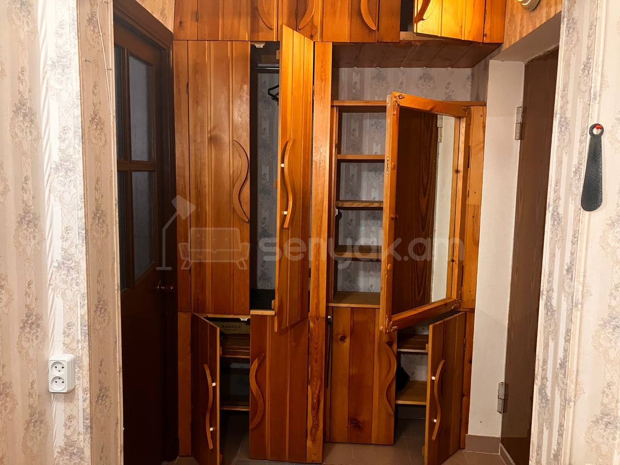 2 Սենյականոց Բնակարան, 65քմ, 3/4 հարկ, Կապիտալ Վերանորոգված, Կահավորված