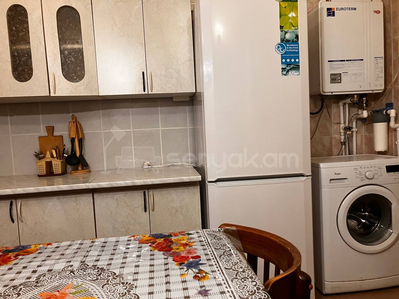2 Սենյականոց Բնակարան, 65քմ, 3/4 հարկ, Կապիտալ Վերանորոգված, Կահավորված