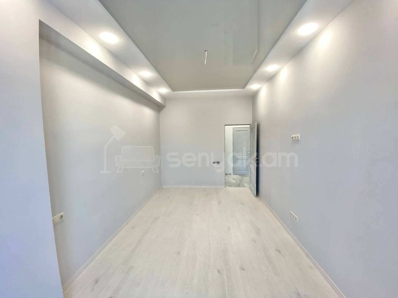 2 Սենյականոց Բնակարան Նորակառույցում, 53քմ, 3/3 հարկ, Կապիտալ Վերանորոգված