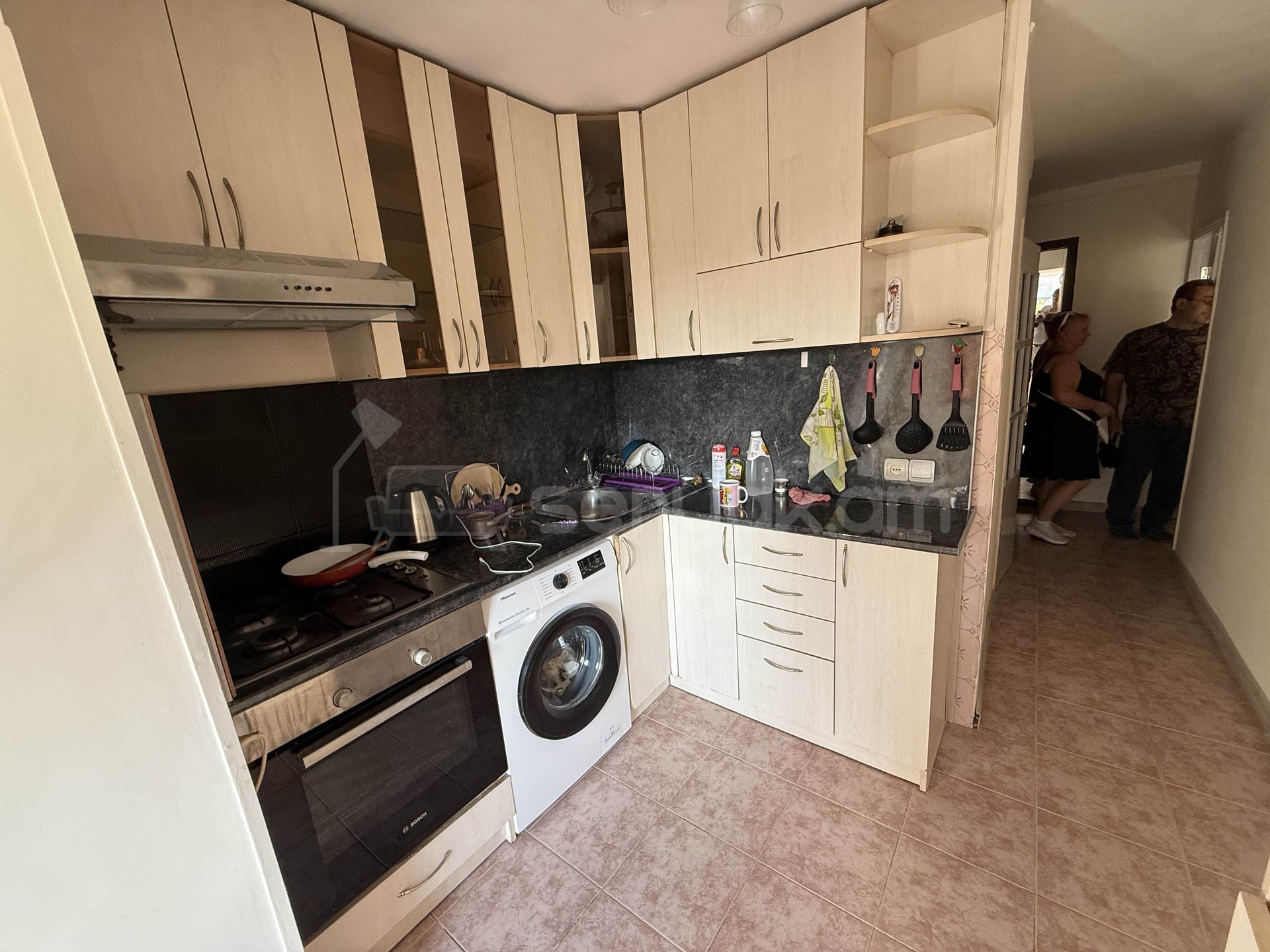 2 Սենյականոց Բնակարան Քարե Շենքում, 60քմ, 4/5 հարկ, Կապիտալ Վերանորոգված