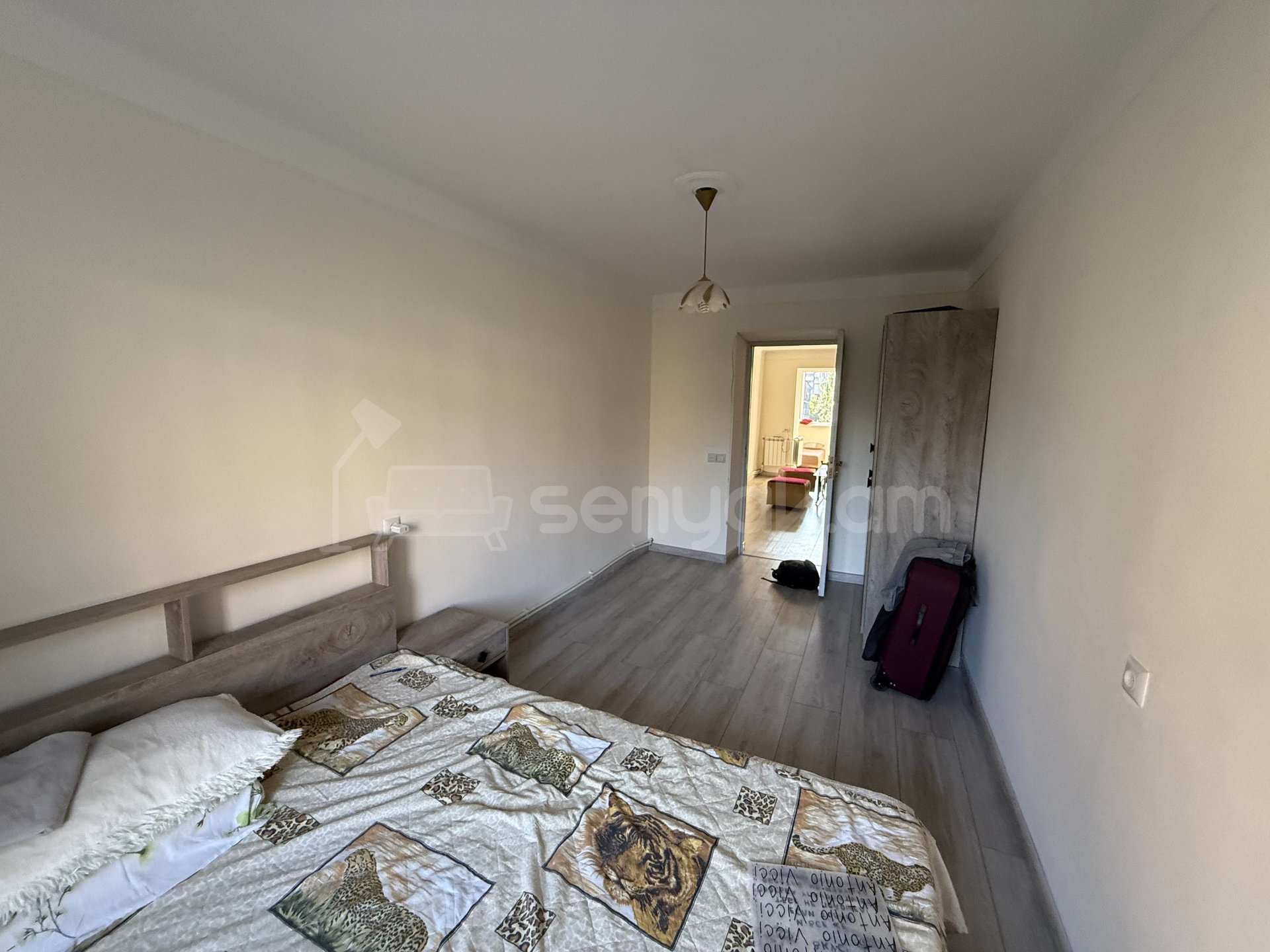 2 Սենյականոց Բնակարան Քարե Շենքում, 60քմ, 4/5 հարկ, Կապիտալ Վերանորոգված