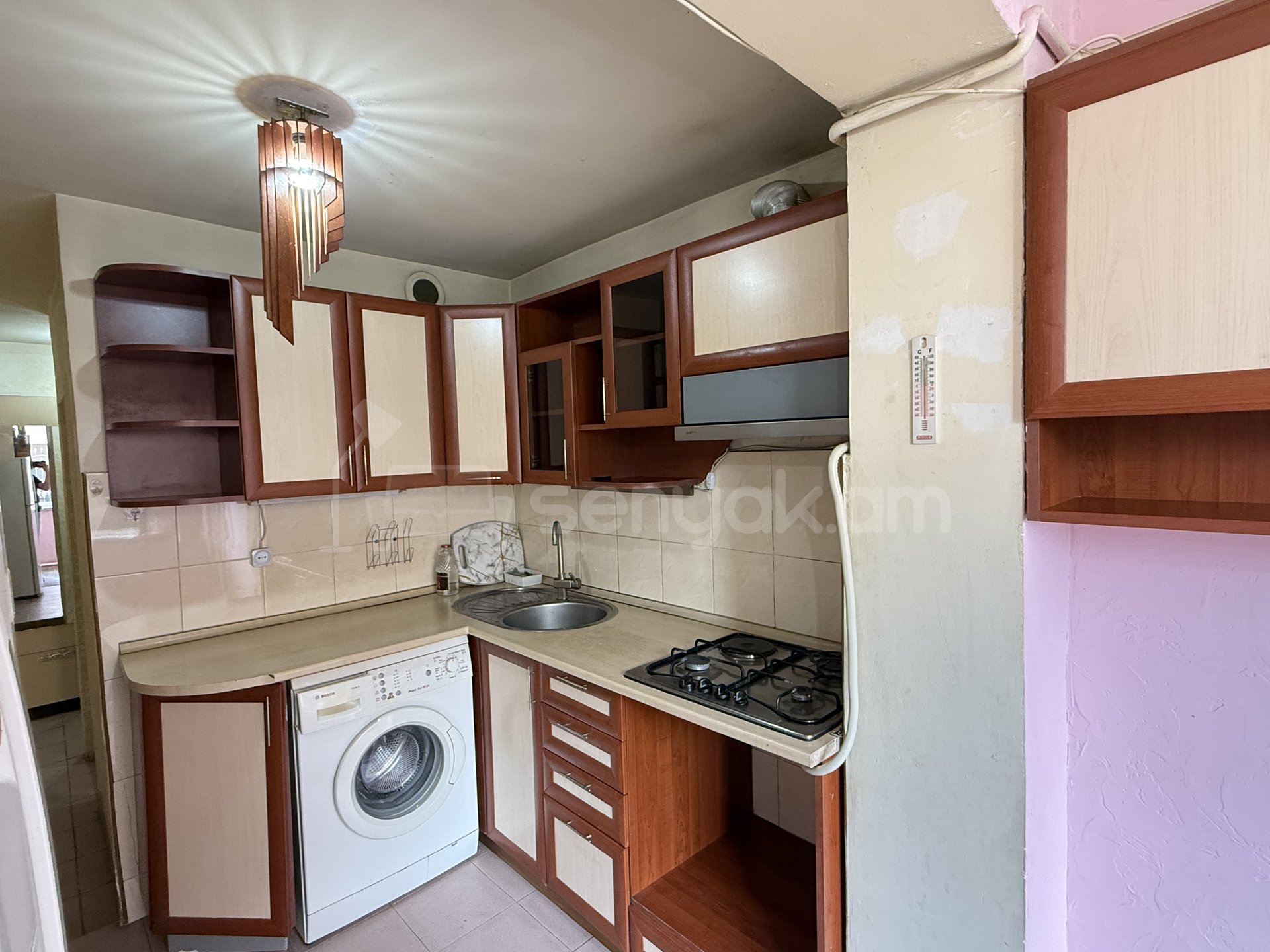2 Սենյականոց Բնակարան, 54քմ, 1/5 հարկ, Կոսմետիկ Վերանորոգված, Կահավորված, Արևկող