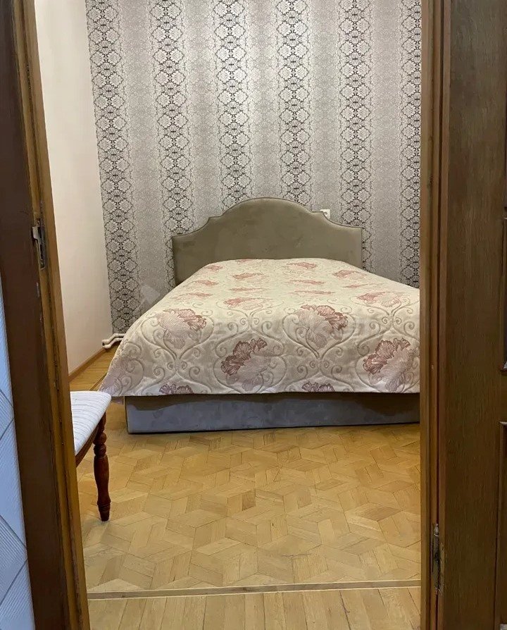 3 Սենյականոց Բնակարան Քարե Շենքում, 79քմ, 2/5 հարկ, Կապիտալ Վերանորոգված