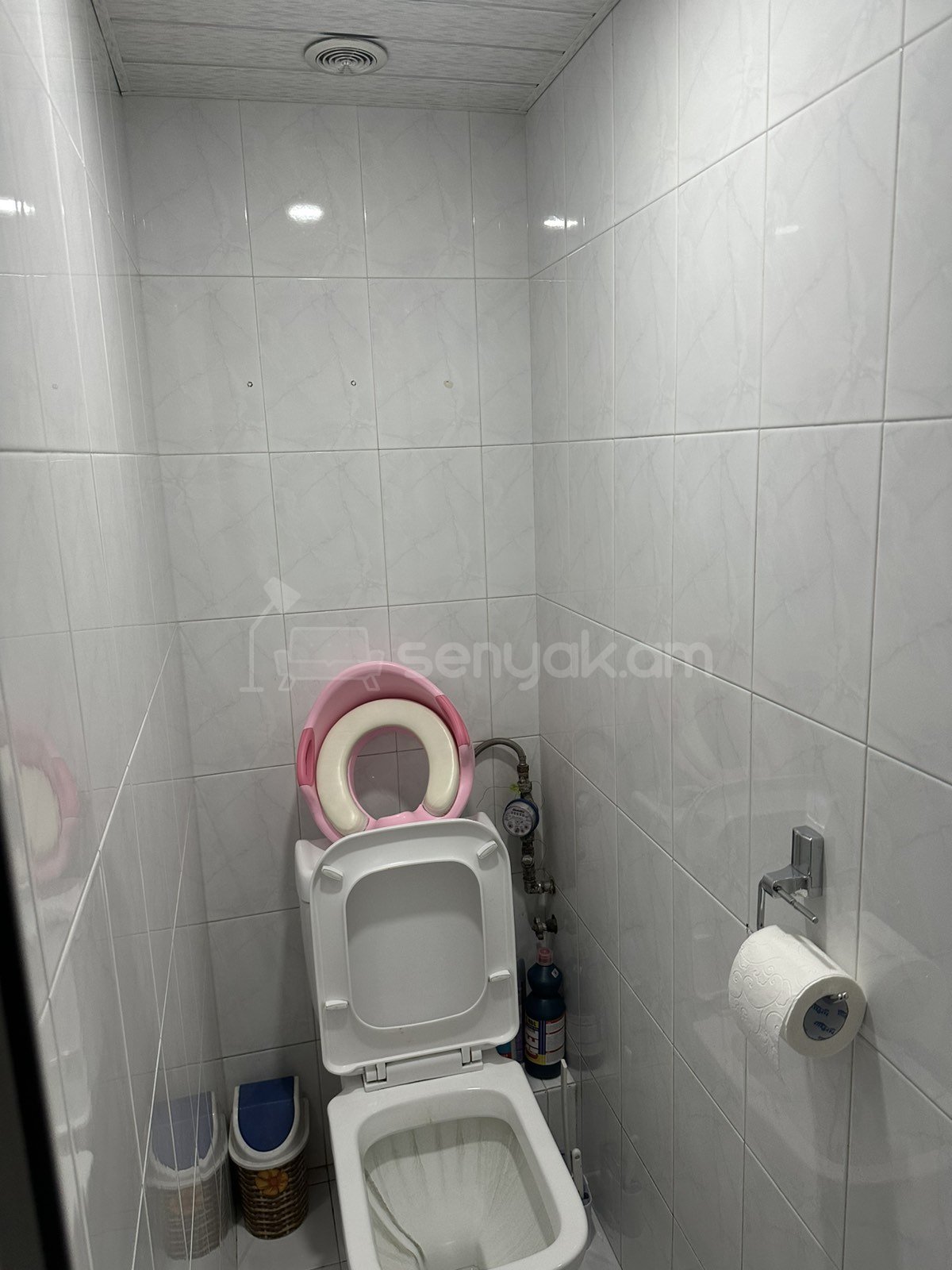 3 Սենյականոց Բնակարան Քարե Շենքում, 70քմ, 1/3 հարկ, Կոսմետիկ Վերանորոգված