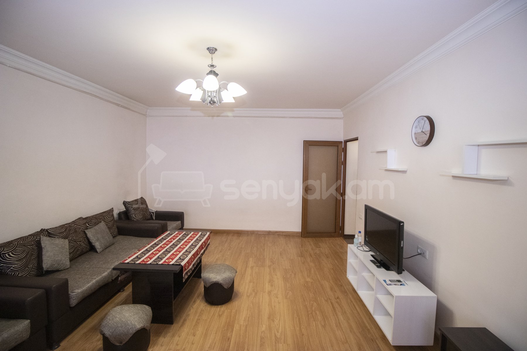 2 Սենյականոց Բնակարան Քարե Շենքում, 50քմ, 3/5 հարկ, Կապիտալ Վերանորոգված, Կահավորված, Արևկող