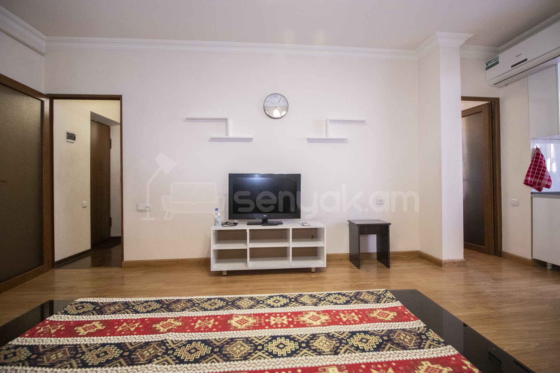2 Սենյականոց Բնակարան Քարե Շենքում, 50քմ, 3/5 հարկ, Կապիտալ Վերանորոգված, Կահավորված, Արևկող