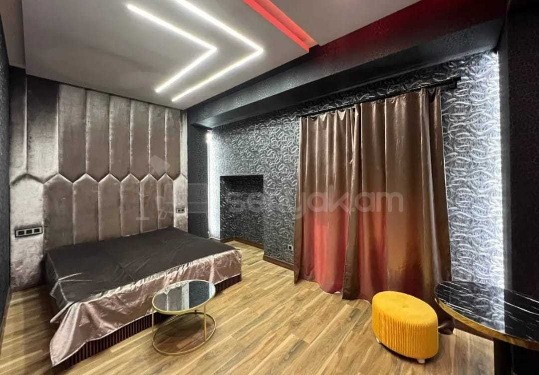 4 Սենյականոց Շքեղ Առանձնատուն, 200քմ, Լողավազանով