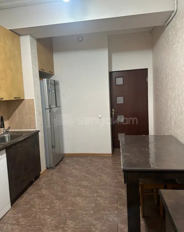 3 Սենյականոց Բնակարան Նորակառույցում, 98քմ, 10/15 հարկ, Կապիտալ Վերանորոգված
