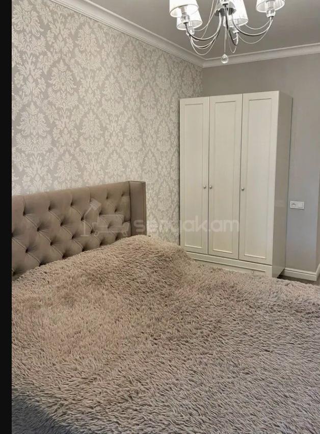 2 Սենյականոց Բնակարան Քարե Շենքում, 70քմ, 4/5 հարկ, Կապիտալ Վերանորոգված, Կահավորված