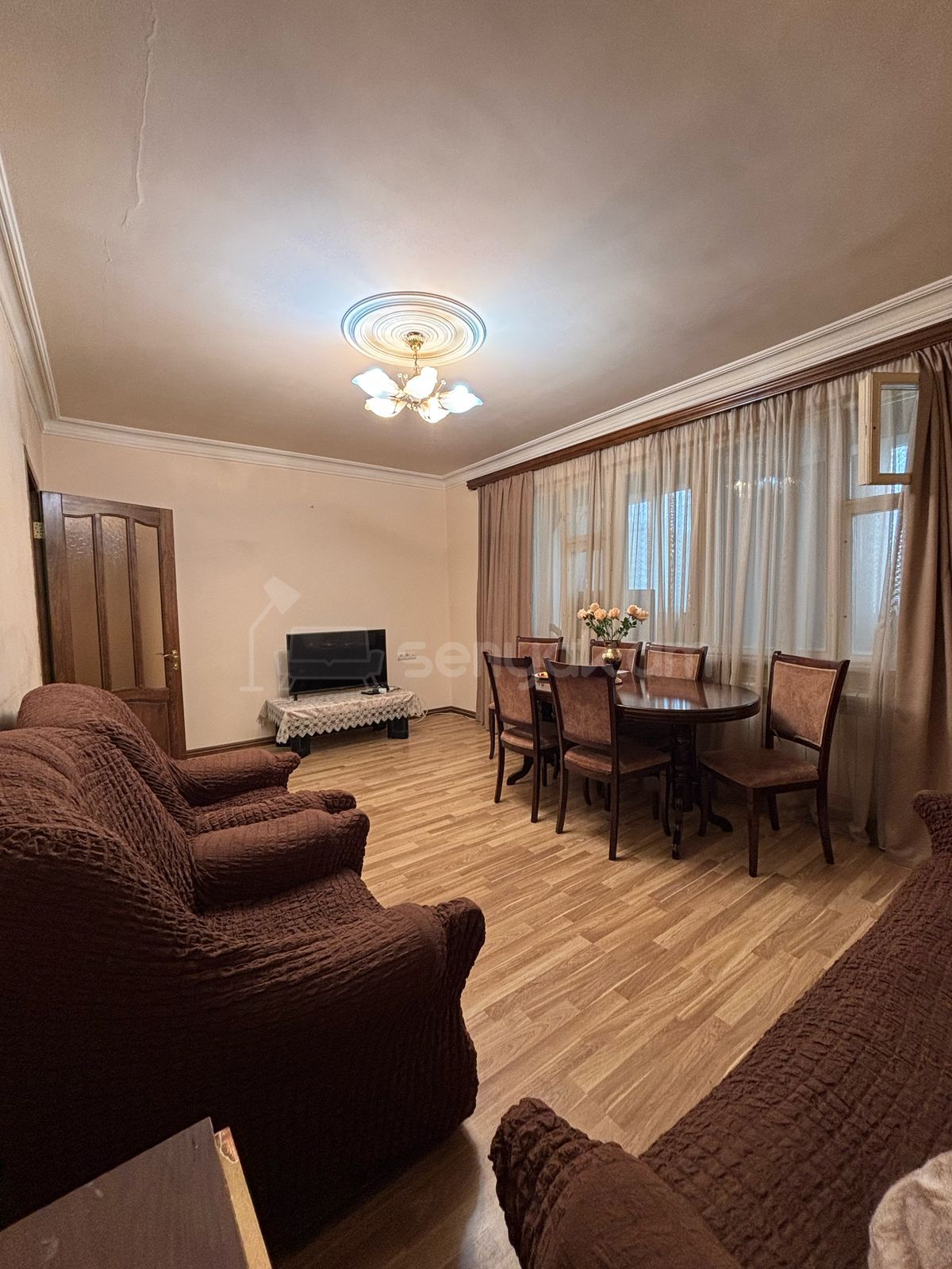 3 Սենյականոց Բնակարան, 74քմ, 8/9 հարկ, Նորմալ Վիճակում