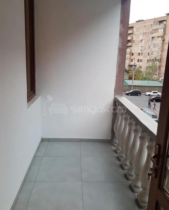 2 Սենյականոց Բնակարան Նորակառույցում, 60քմ, 3/8 հարկ, Կապիտալ Վերանորոգված, Կահավորված