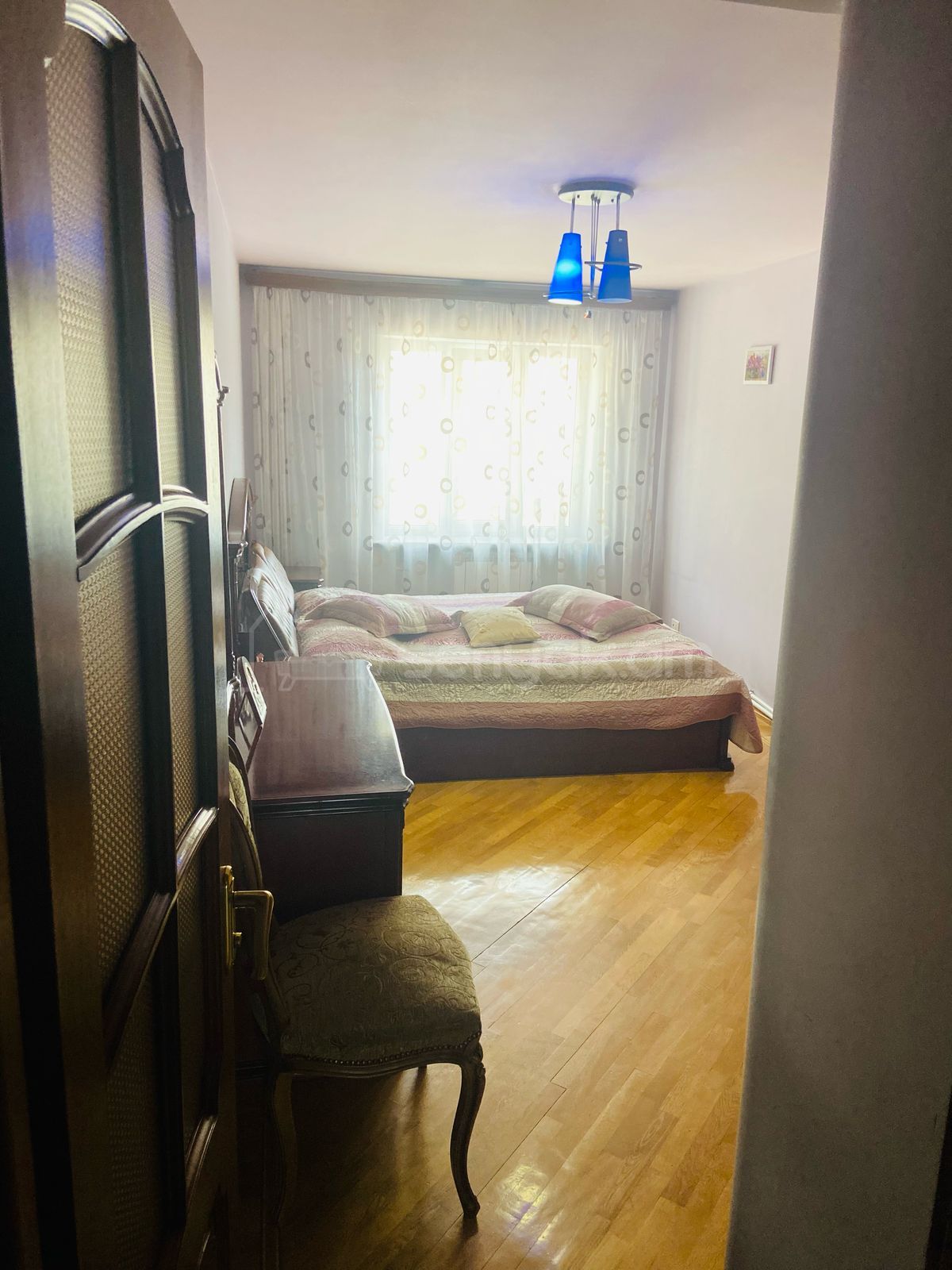3 Սենյականոց Բնակարան Քարե Շենքում, 100քմ, 2/5 հարկ, Կապիտալ Վերանորոգված, Կահավորված, Արևկող