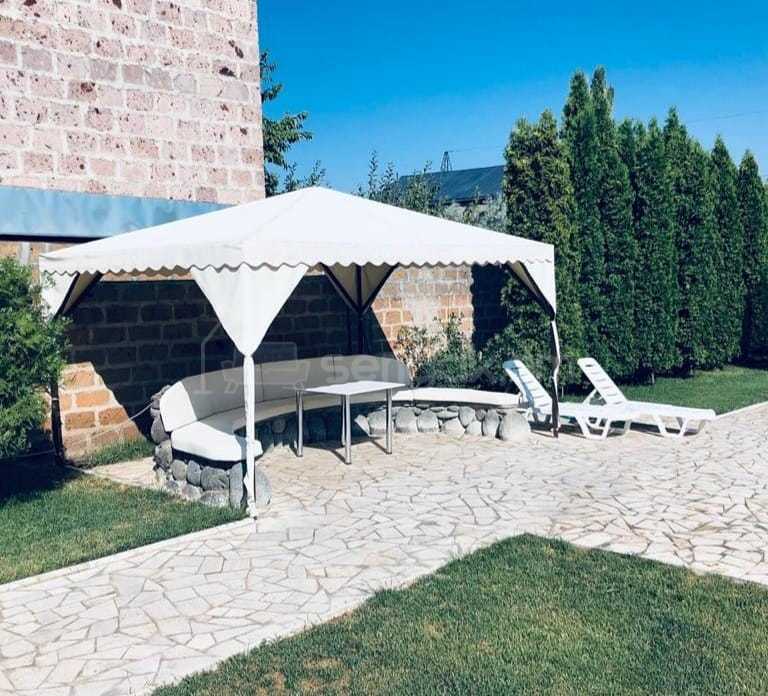 4 Սենյականոց Շքեղ Առանձնատուն, 200քմ, Լողավազանով