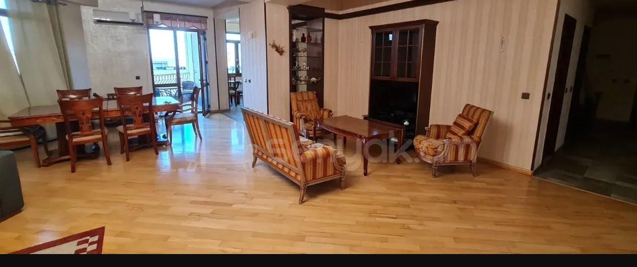 4 Սենյականոց Բնակարան Նորակառույցում, 160քմ, 2/12 հարկ, Կապիտալ Վերանորոգված, Կահավորված