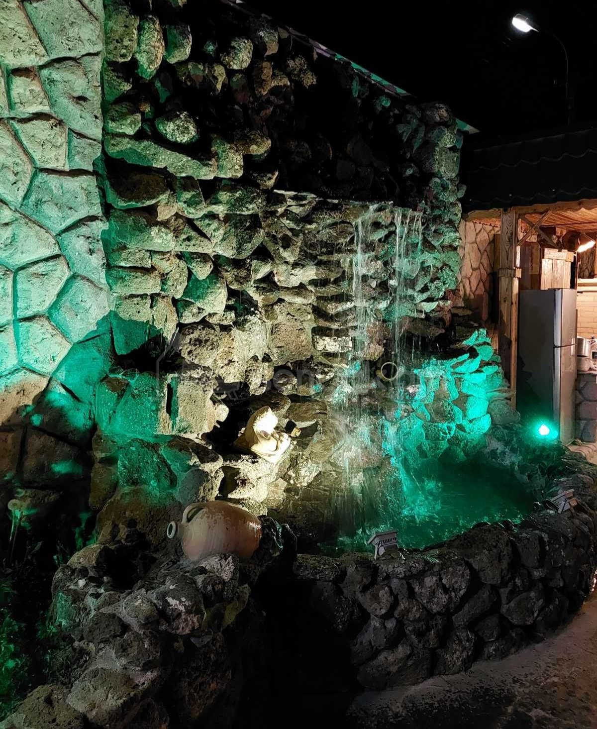 5 Սենյականոց Շքեղ Առանձնատուն, 250քմ, Լողավազանով
