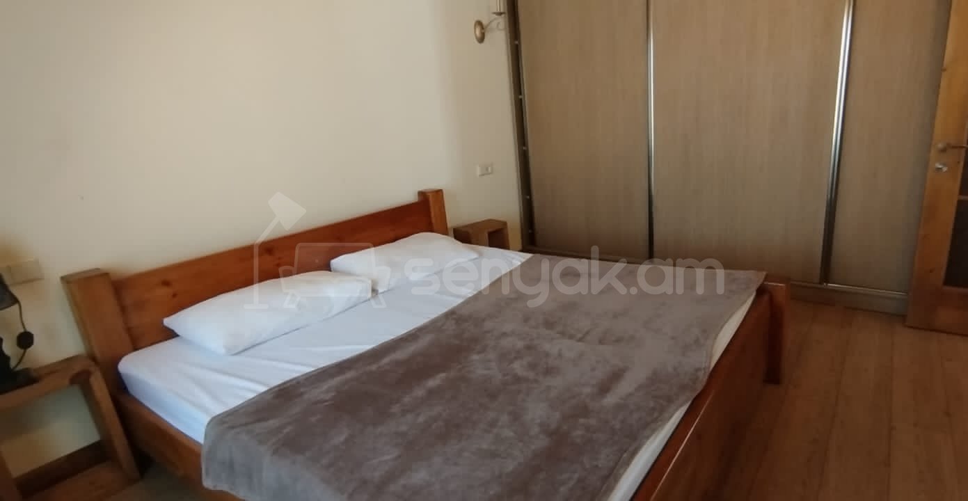 5 Սենյականոց Շքեղ Առանձնատուն, 250քմ, Լողավազանով
