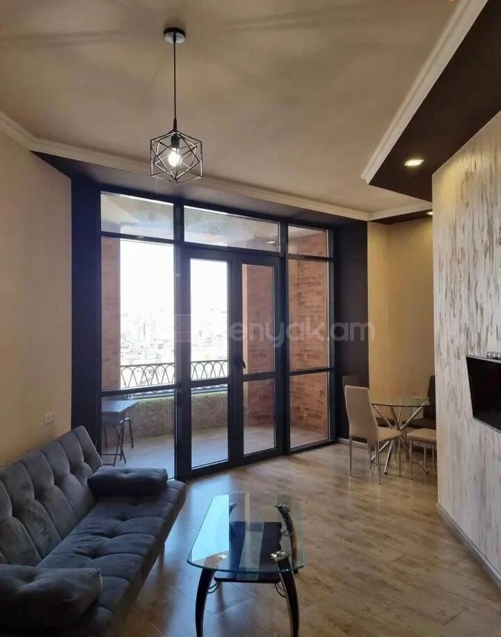 2 Սենյականոց Բնակարան Նորակառույցում, 50քմ, 14/18 հարկ, Կապիտալ Վերանորոգված, Կահավորված