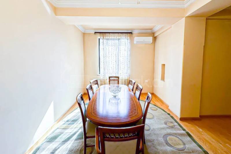 4 Սենյականոց Բնակարան Նորակառույցում, 104քմ, 7/12 հարկ, Կապիտալ Վերանորոգված