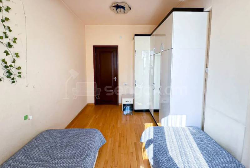 4 Սենյականոց Բնակարան Նորակառույցում, 104քմ, 7/12 հարկ, Կապիտալ Վերանորոգված