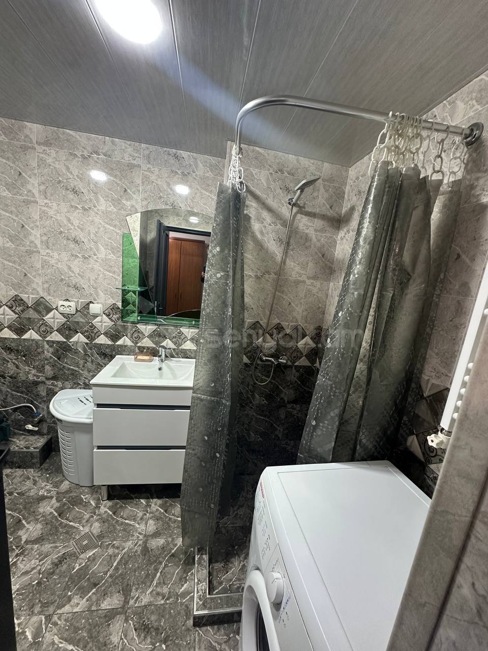 2 Սենյականոց Բնակարան, 52քմ, 4/15 հարկ, Կապիտալ Վերանորոգված, Կահավորված, Արևկող