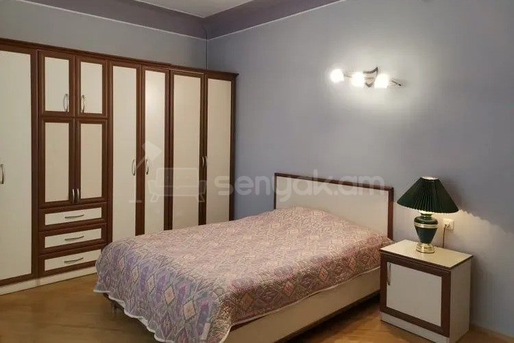 2 Սենյականոց Բնակարան Քարե Շենքում, 56քմ, 3/5 հարկ, Կապիտալ Վերանորոգված