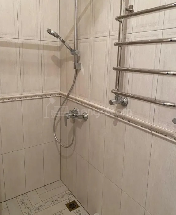 2 Սենյականոց Բնակարան Քարե Շենքում, 60քմ, 2/5 հարկ, Կապիտալ Վերանորոգված, Կահավորված, Արևկող