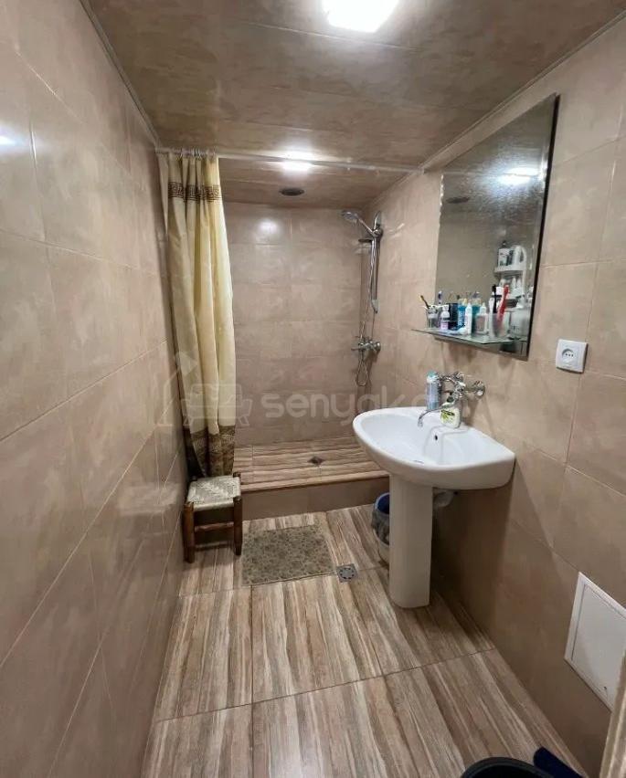 2 Սենյականոց Բնակարան, 70քմ, 5/15 հարկ, Կոսմետիկ Վերանորոգված, Կահավորված