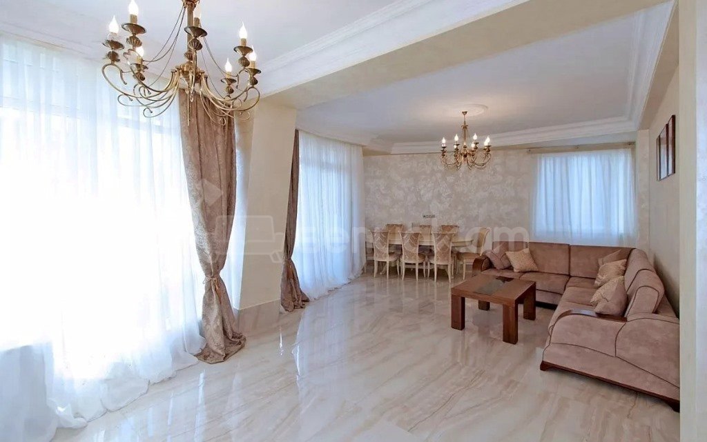 4 Սենյականոց Բնակարան Նորակառույցում, 191քմ, 8/21 հարկ, Դիզայներական Վերանորոգված