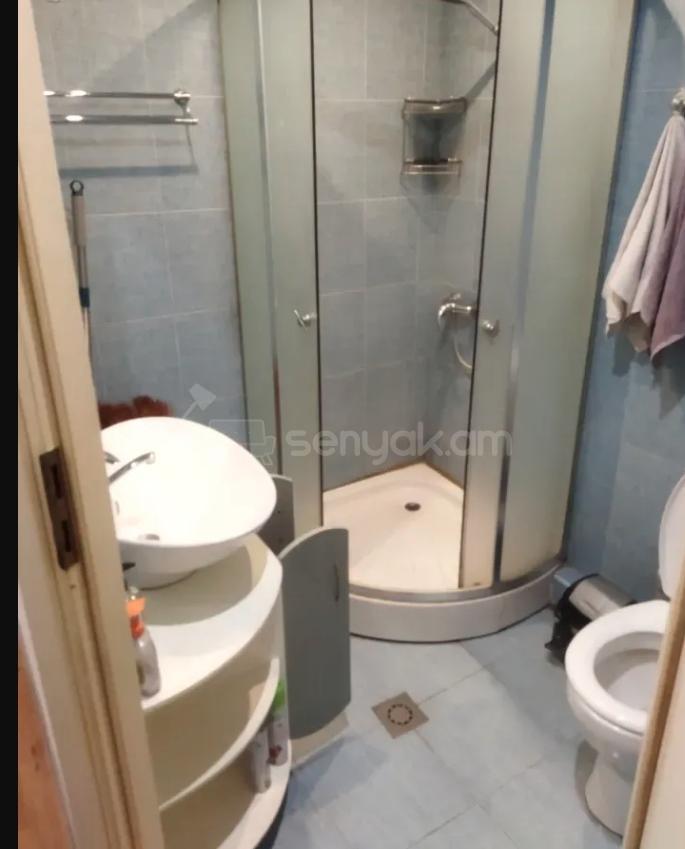 2 Սենյականոց Բնակարան, 50քմ, 3/9 հարկ, Կապիտալ Վերանորոգված, Կահավորված
