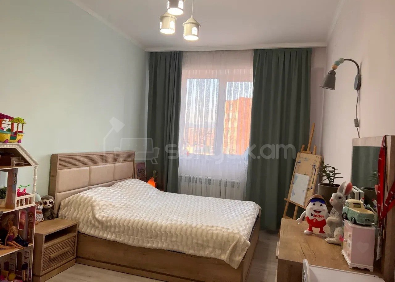 3 Սենյականոց Բնակարան Նորակառույցում, 83քմ, 13/14 հարկ, Դիզայներական Վերանորոգված