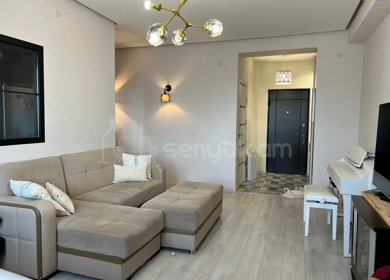 3 Սենյականոց Բնակարան Նորակառույցում, 83քմ, 13/14 հարկ, Դիզայներական Վերանորոգված