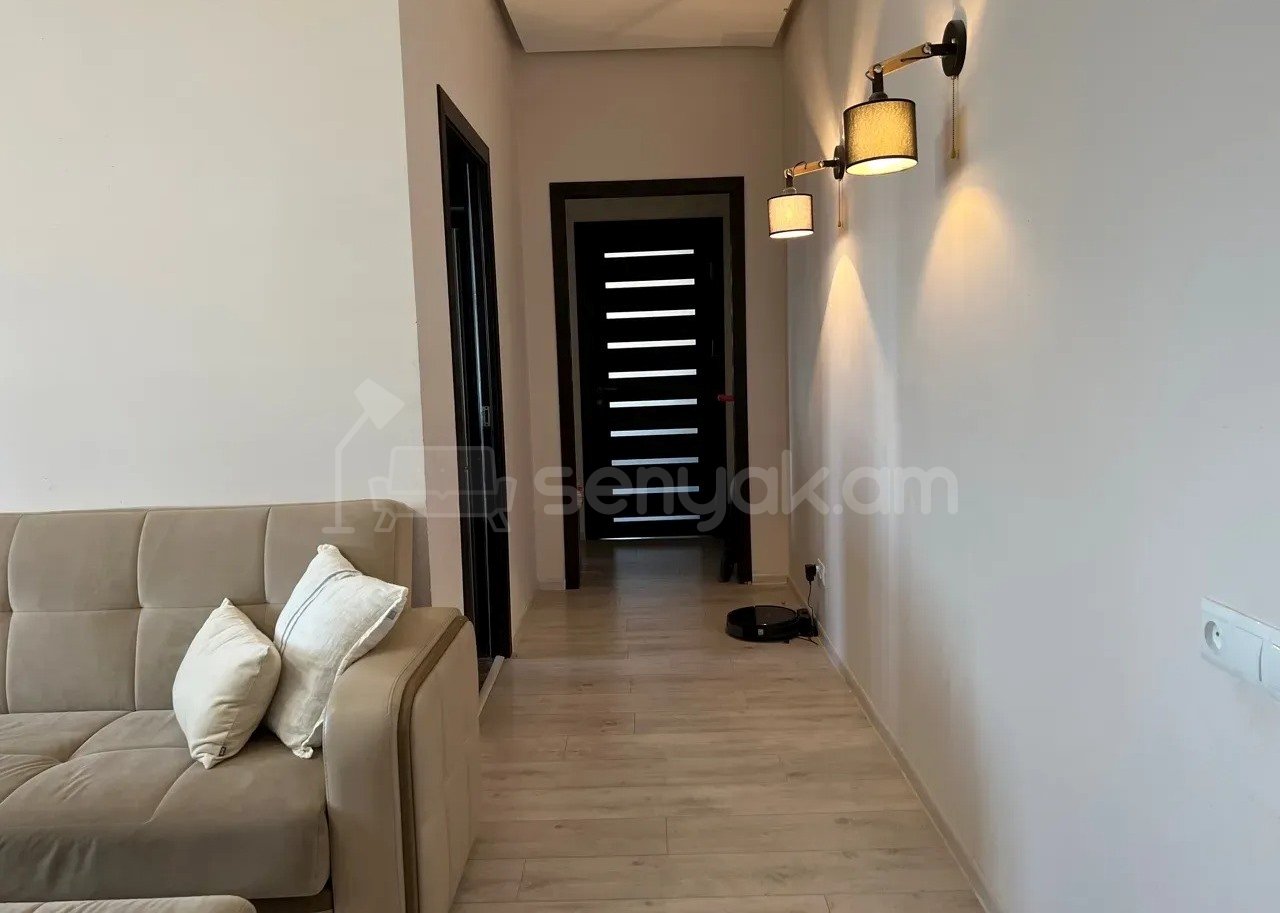 3 Սենյականոց Բնակարան Նորակառույցում, 83քմ, 13/14 հարկ, Դիզայներական Վերանորոգված