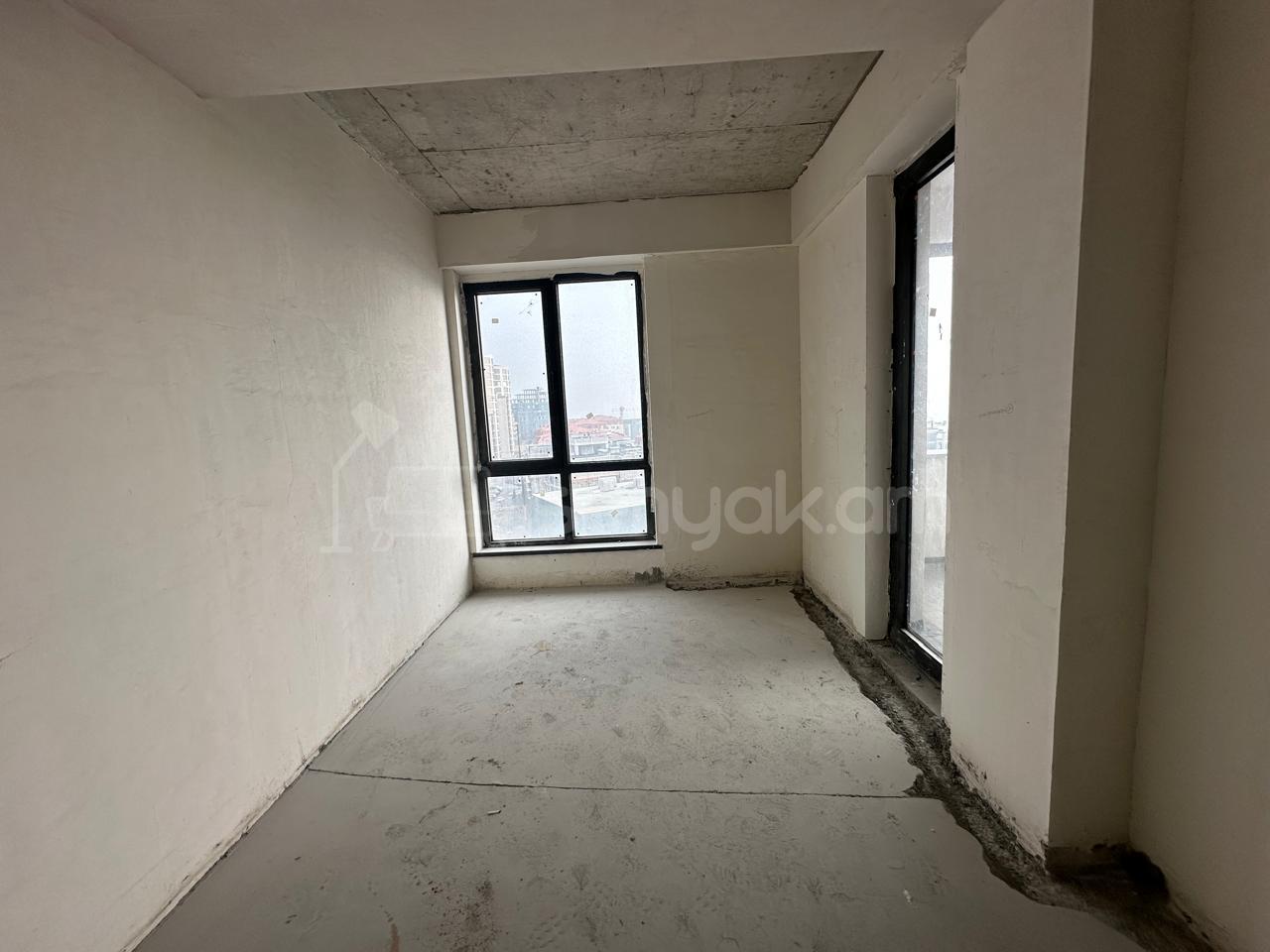 3 Սենյականոց Բնակարան, 113քմ, 10/12 հարկ, Զրոյական Վիճակում