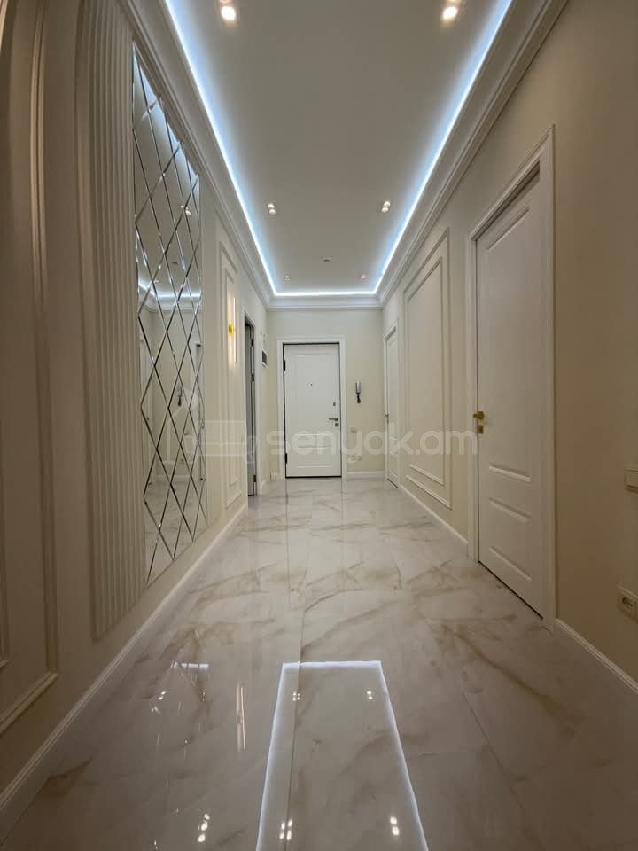 3 Սենյականոց Բնակարան Նորակառույցում, 90քմ, 8/19 հարկ, Դիզայներական Վերանորոգված