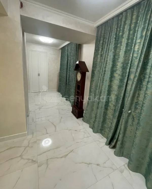 3 Սենյականոց Բնակարան Քարե Շենքում, 80քմ, 1/4 հարկ, Կապիտալ Վերանորոգված, Կահավորված, Արևկող