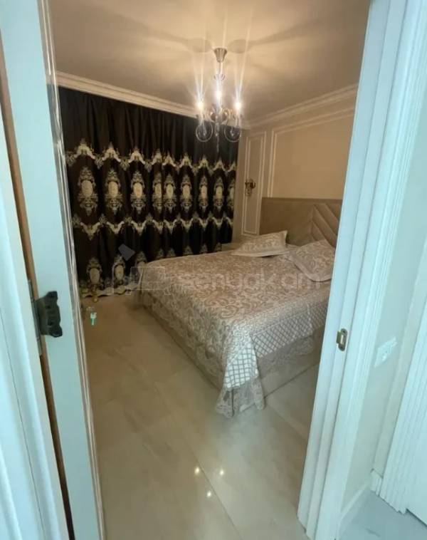 3 Սենյականոց Բնակարան Քարե Շենքում, 80քմ, 1/4 հարկ, Կապիտալ Վերանորոգված, Կահավորված, Արևկող