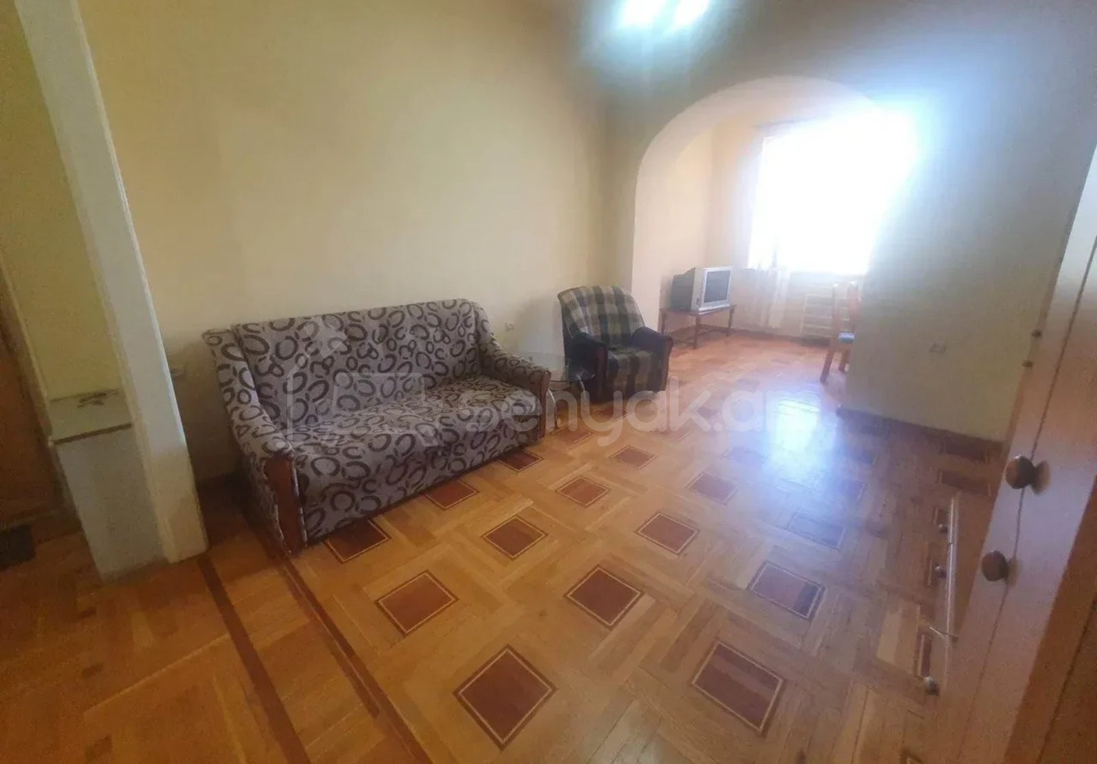 2 Սենյականոց Բնակարան Քարե Շենքում, 70քմ, 3/4 հարկ, Կապիտալ Վերանորոգված, Կահավորված, Արևկող