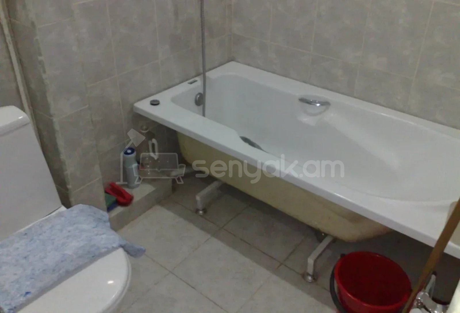 1 Սենյականոց Բնակարան Քարե Շենքում, 42քմ, 3/5 հարկ, Կապիտալ Վերանորոգված, Կահավորված, Արևկող