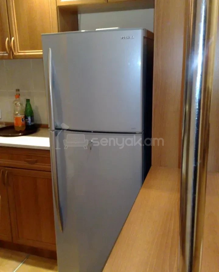 1 Սենյականոց Բնակարան Քարե Շենքում, 42քմ, 3/5 հարկ, Կապիտալ Վերանորոգված, Կահավորված, Արևկող