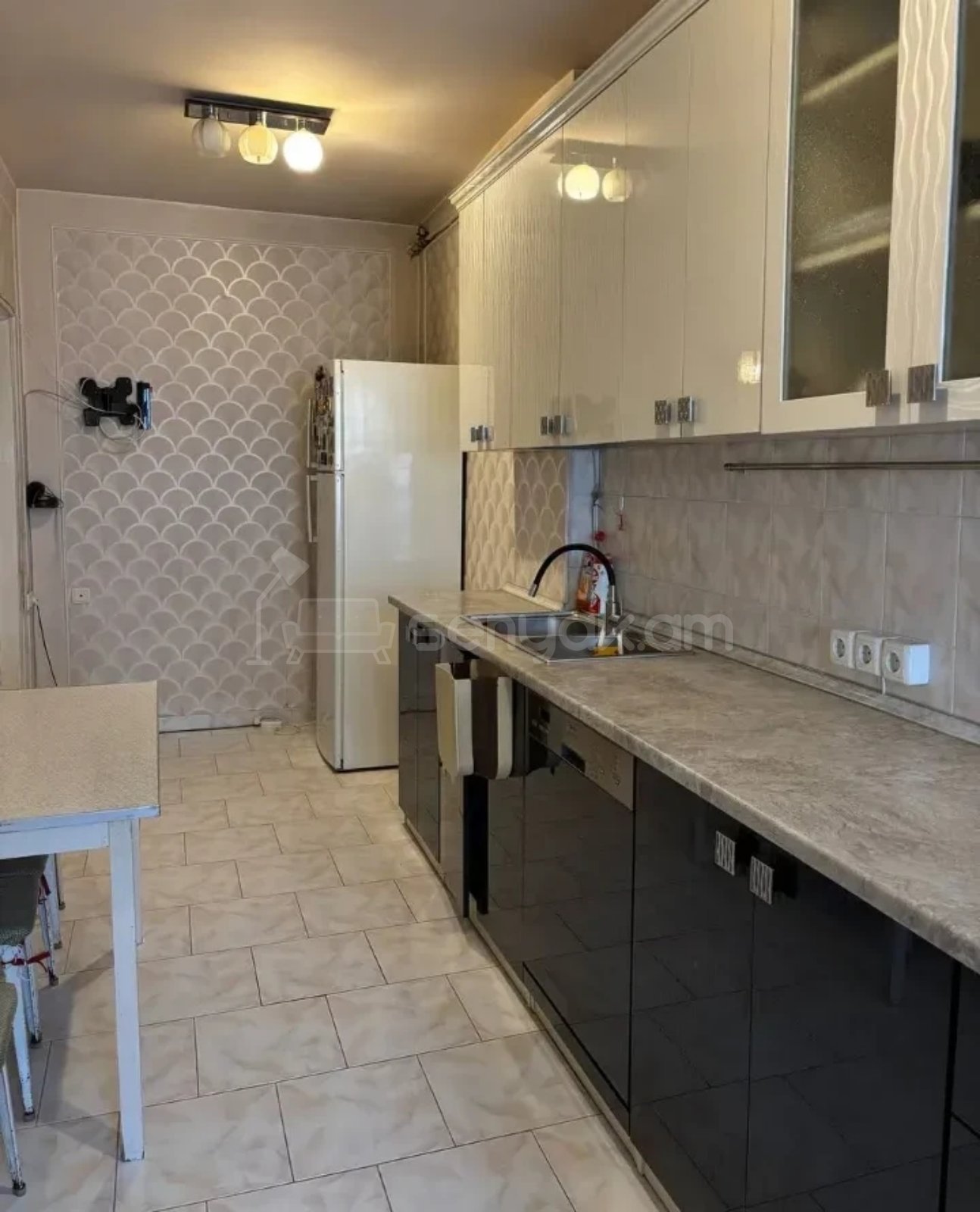 3 Սենյականոց Բնակարան, 100քմ, 5/9 հարկ, Կապիտալ Վերանորոգված, Կահավորված