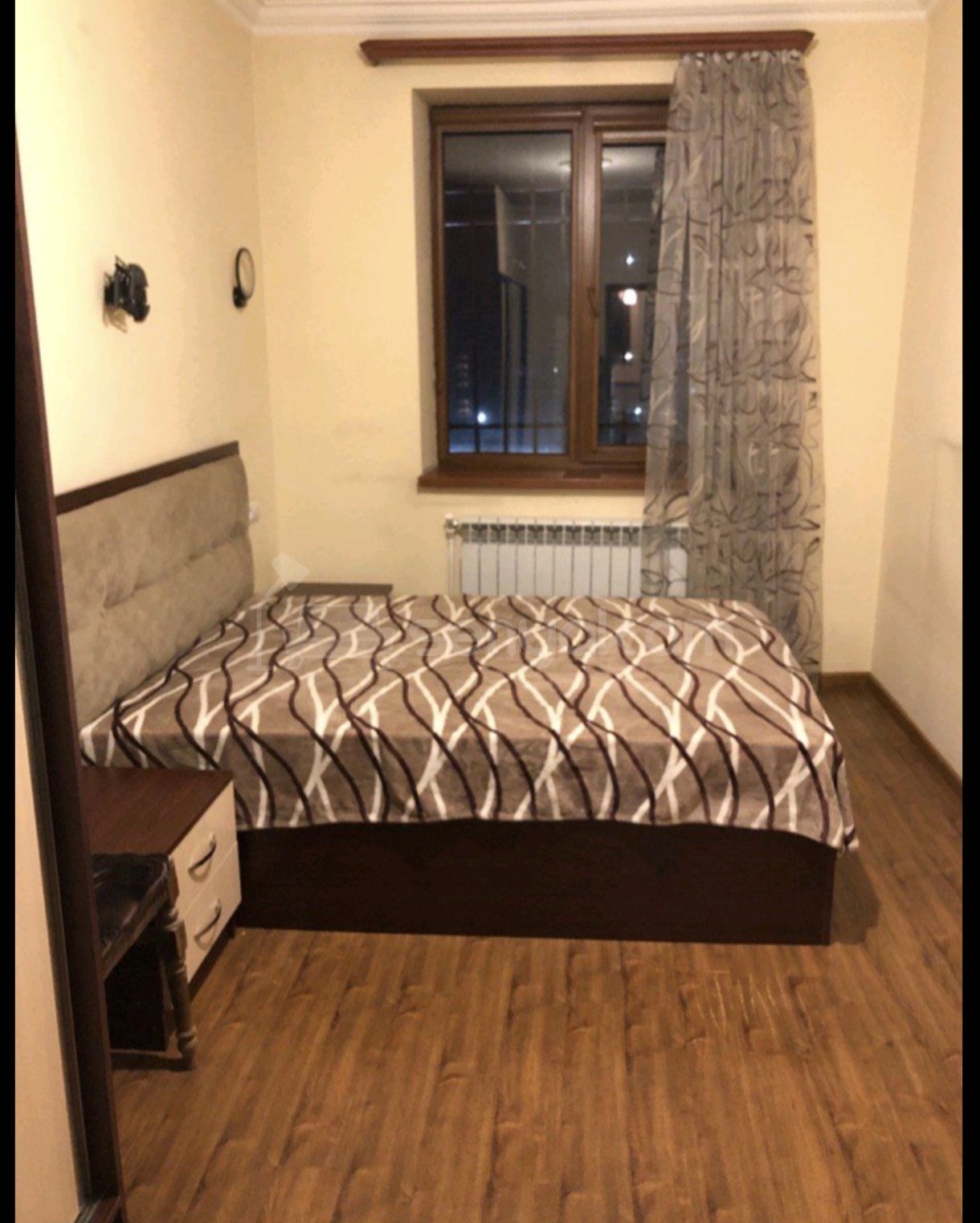 3 Սենյականոց Բնակարան Քարե Շենքում, 68քմ, 3/5 հարկ, Կապիտալ Վերանորոգված, Կահավորված