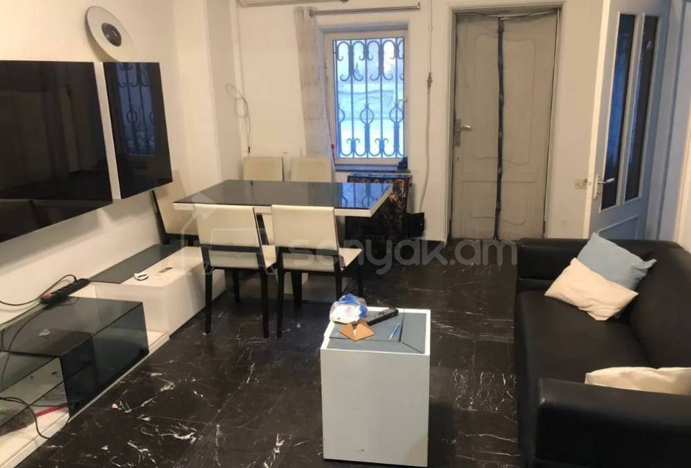 2 Սենյականոց Բնակարան Քարե Շենքում, 38քմ, 1/9 հարկ, Կապիտալ Վերանորոգված, Կահավորված, Արևկող
