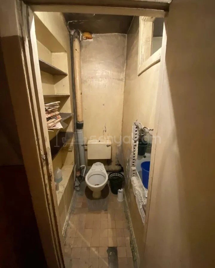 2 Սենյականոց Բնակարան Քարե Շենքում, 55քմ, 5/5 հարկ, Պետական Վիճակում