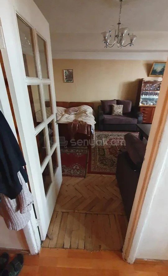 1 Սենյականոց Բնակարան, 41քմ, 8/9 հարկ, Պետական Վիճակում
