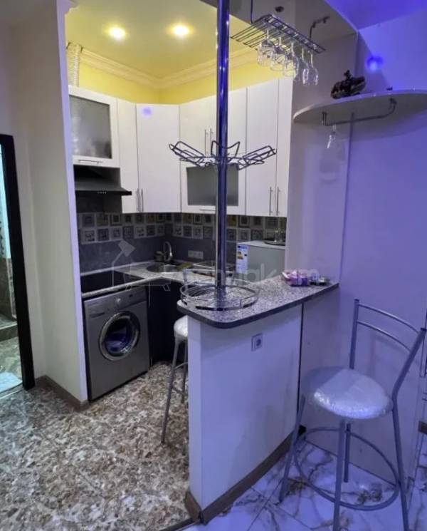 2 Սենյականոց Բնակարան Քարե Շենքում, 32քմ, 4/4 հարկ, Դիզայներական Վերանորոգված, Կահավորված, Արևկող