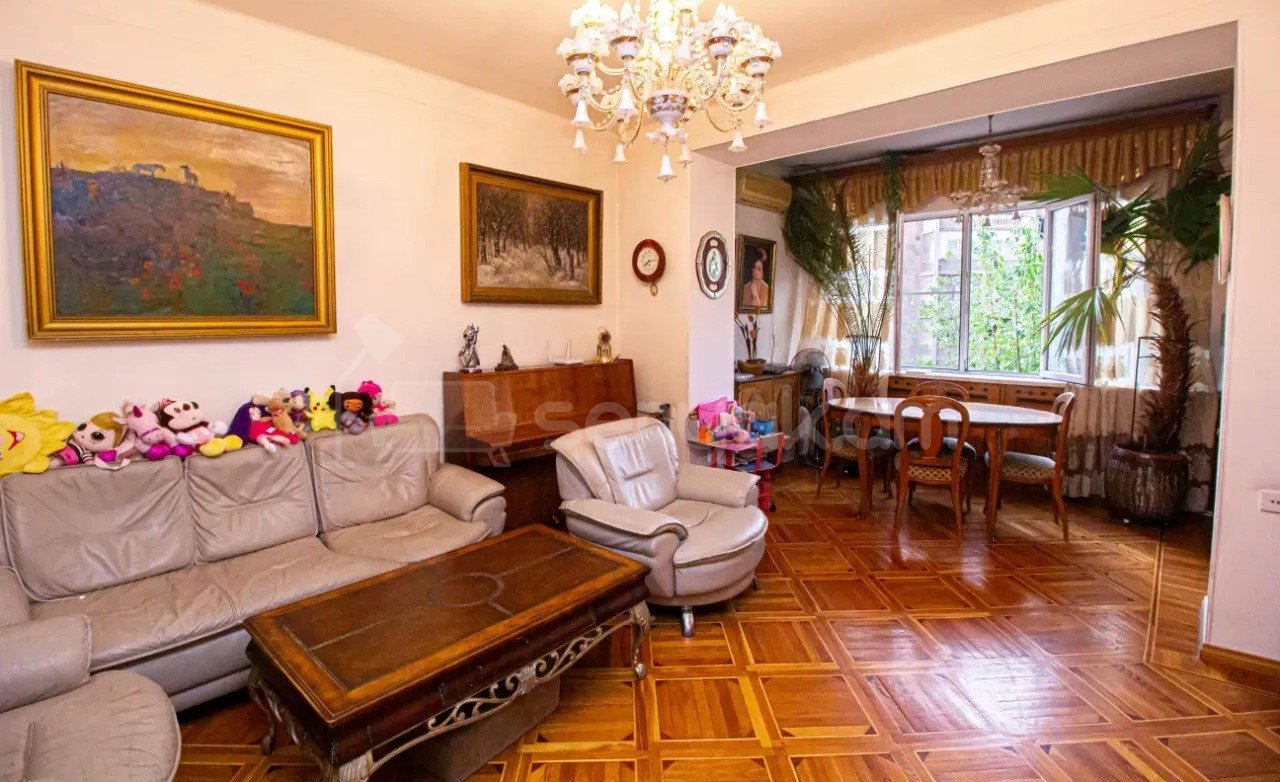 2 Սենյականոց Բնակարան Քարե Շենքում, 92քմ, 3/5 հարկ, Կոսմետիկ Վերանորոգված