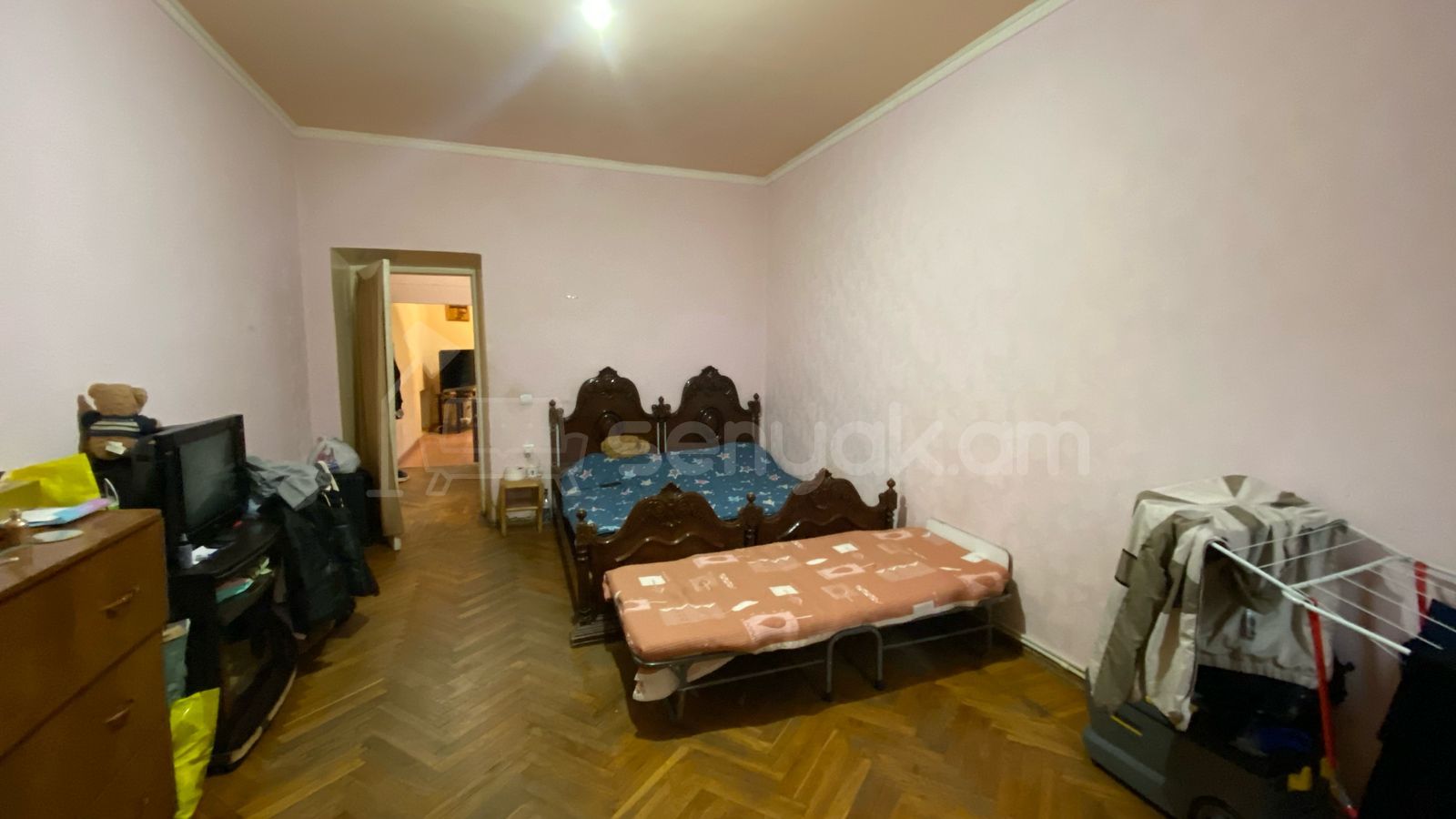 2 Սենյականոց Բնակարան Քարե Շենքում, 56քմ, 2/5 հարկ, Նորմալ Վիճակում