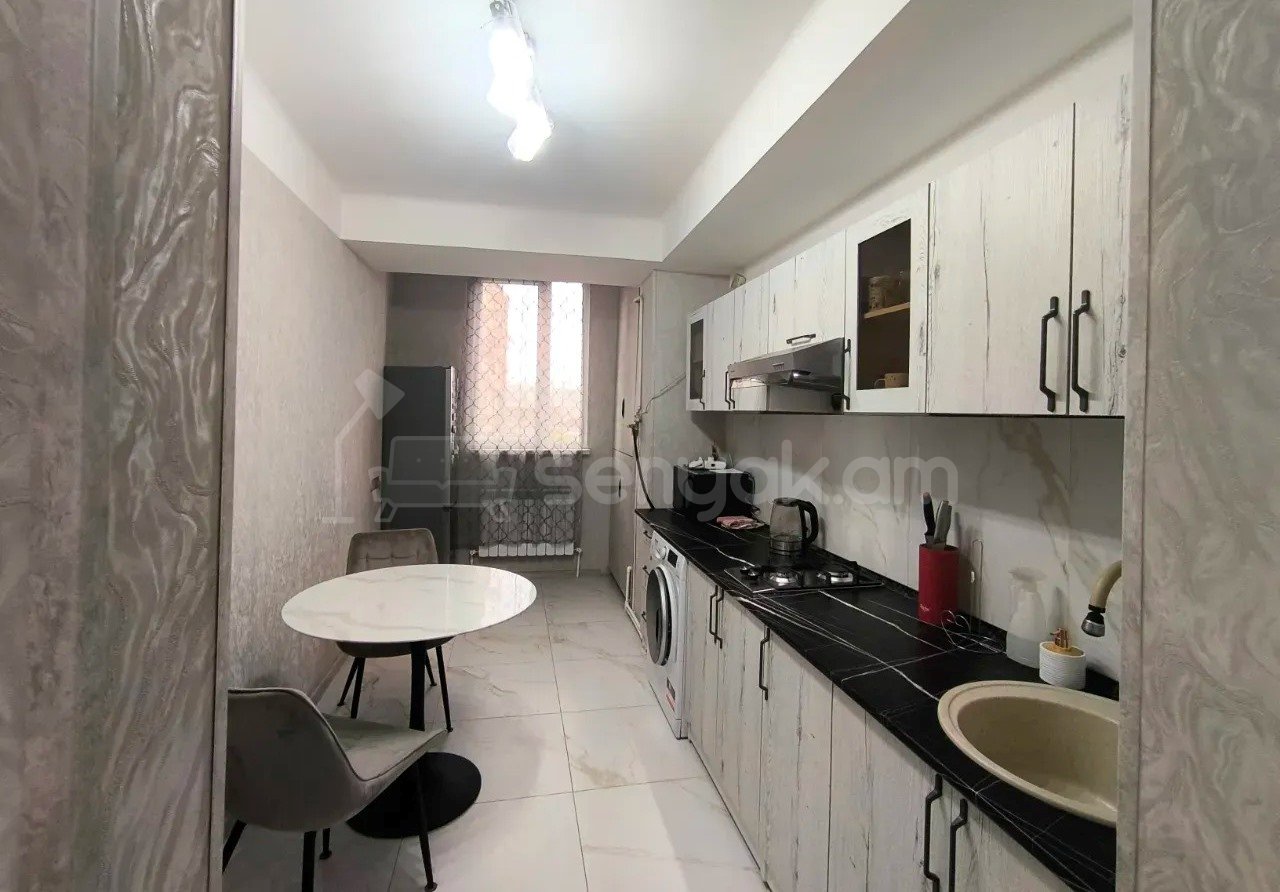 3 Սենյականոց Բնակարան, 90քմ, 6/9 հարկ, Կապիտալ Վերանորոգված