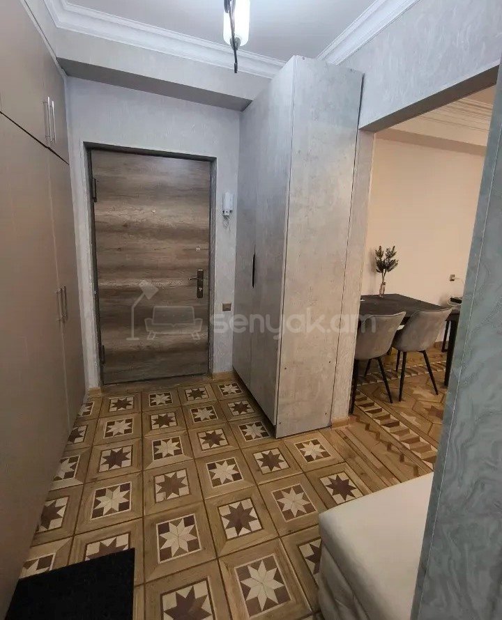 3 Սենյականոց Բնակարան, 90քմ, 6/9 հարկ, Կապիտալ Վերանորոգված